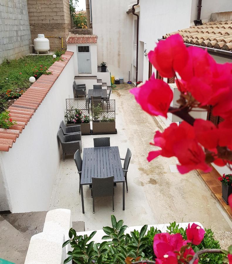 Appartamento Baus Baunei Bagian luar foto